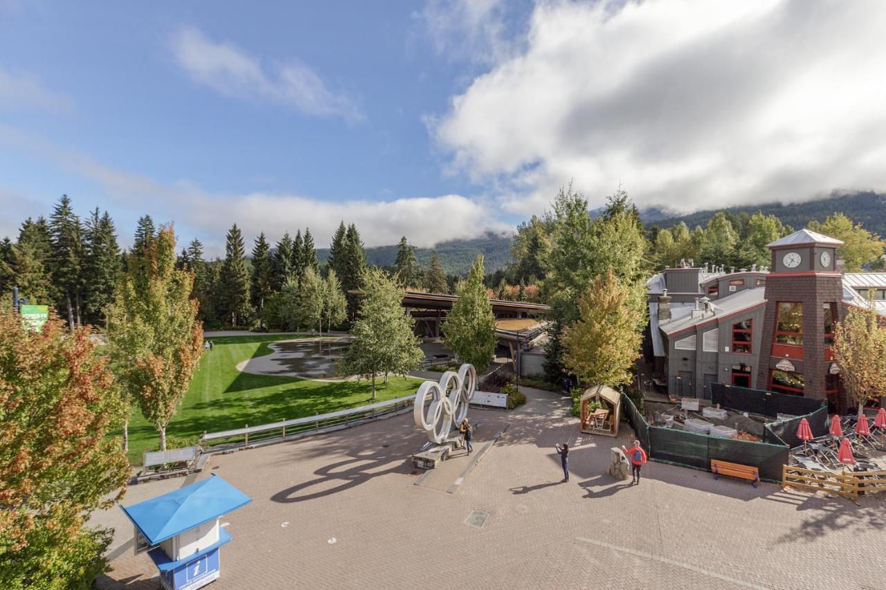 Tyndall Stone Lodge By Cozystay Signature Whistler Bagian luar foto