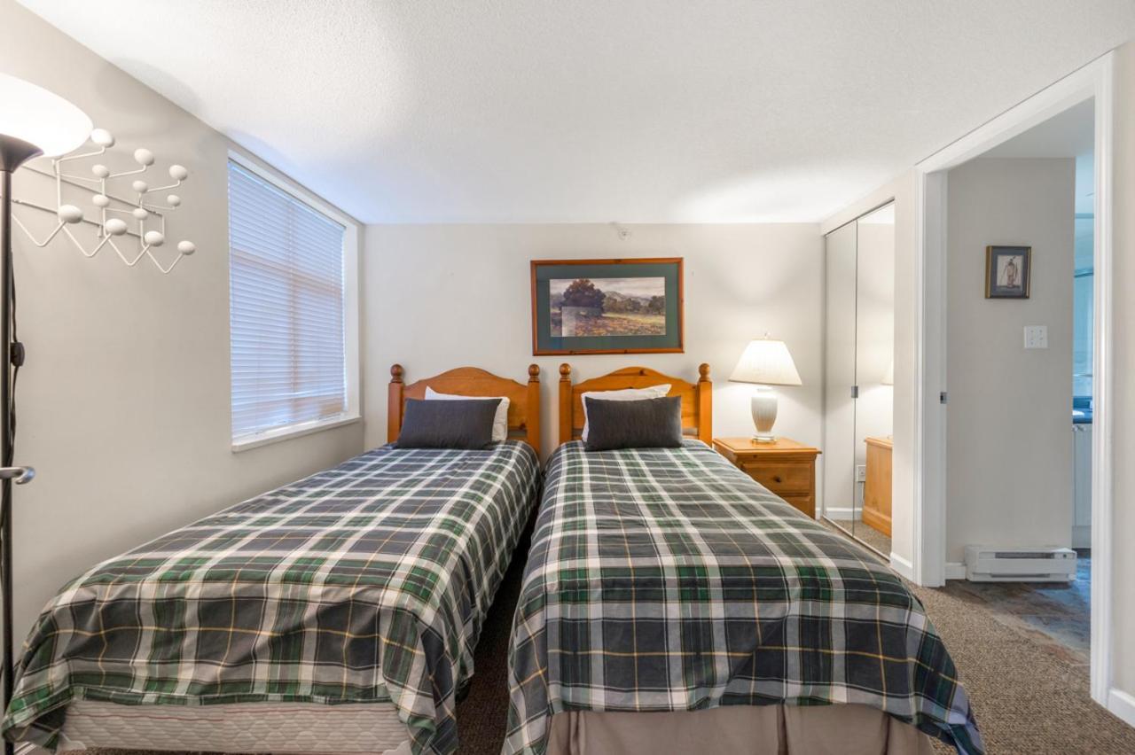 Tyndall Stone Lodge By Cozystay Signature Whistler Bagian luar foto